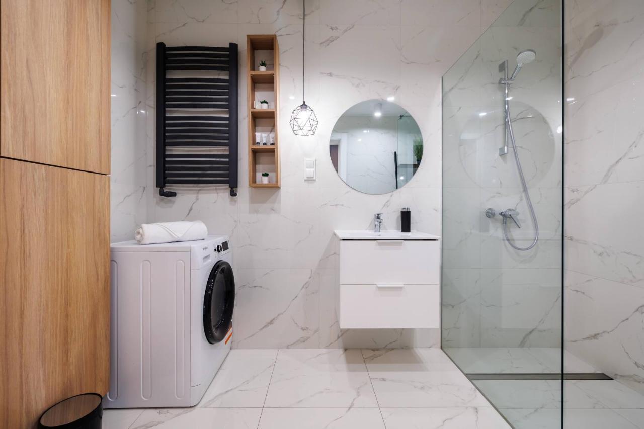 Panorama Capital Sophie - 19 Pietro Apartment Rzeszow Ngoại thất bức ảnh